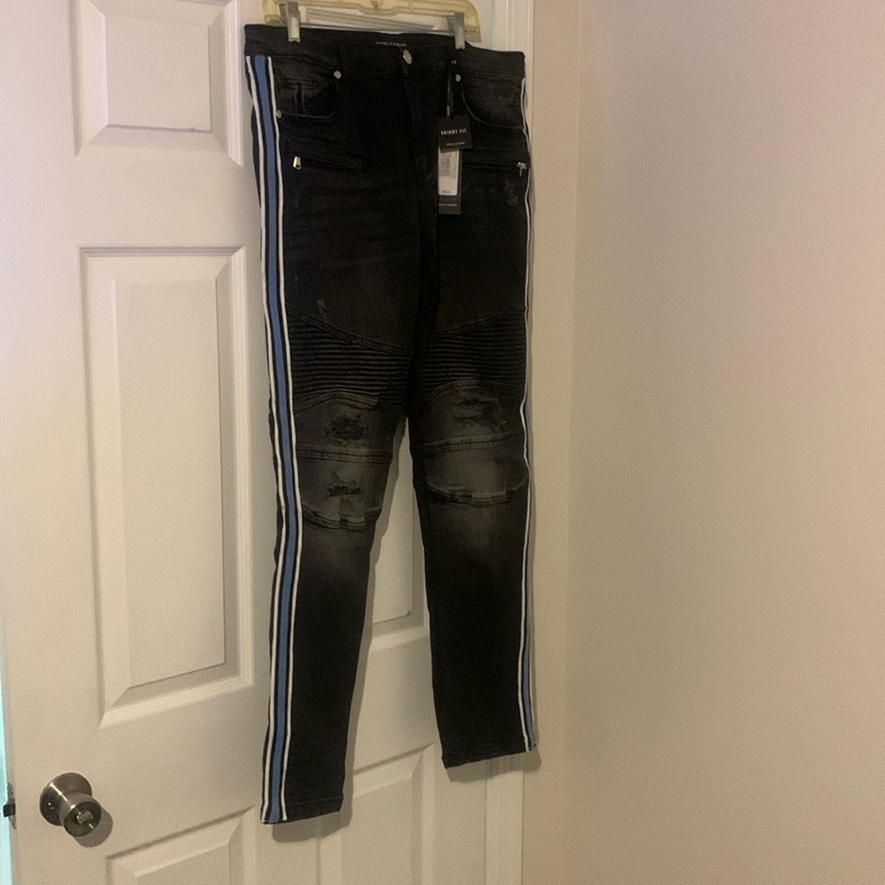 Supply & Demand Denim Side Stripe